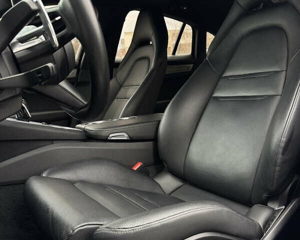 Серый Порше Панамера, объемом двигателя 3 л и пробегом 43 тыс. км за 69999 $, фото 11 на Automoto.ua