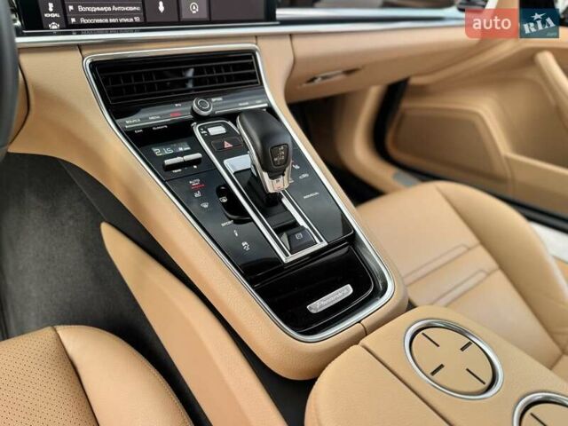 Сірий Порше Panamera, об'ємом двигуна 2.9 л та пробігом 52 тис. км за 83500 $, фото 34 на Automoto.ua