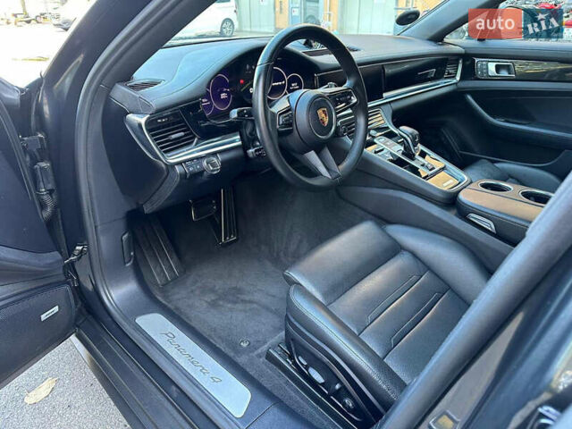 Серый Порше Панамера, объемом двигателя 2.89 л и пробегом 62 тыс. км за 85000 $, фото 13 на Automoto.ua