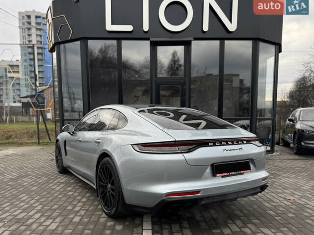 Серый Порше Панамера, объемом двигателя 3 л и пробегом 43 тыс. км за 69999 $, фото 6 на Automoto.ua