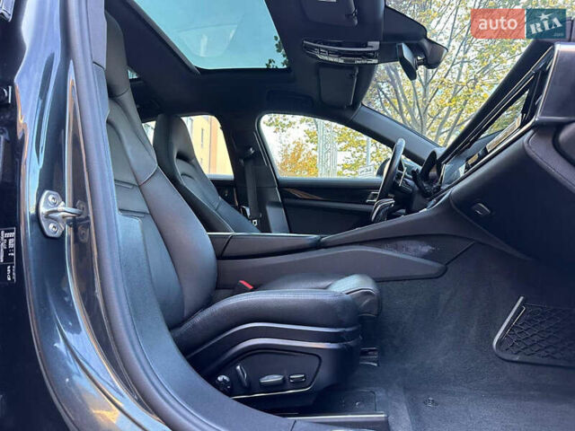 Серый Порше Панамера, объемом двигателя 2.89 л и пробегом 62 тыс. км за 85000 $, фото 11 на Automoto.ua