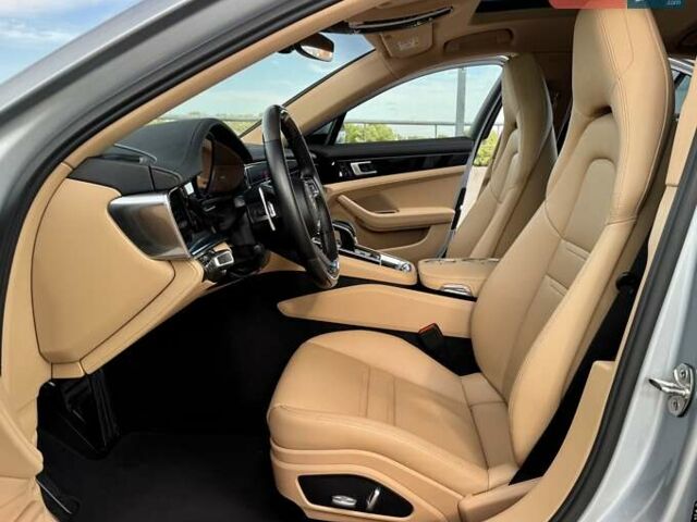 Сірий Порше Panamera, об'ємом двигуна 2.9 л та пробігом 52 тис. км за 83500 $, фото 30 на Automoto.ua