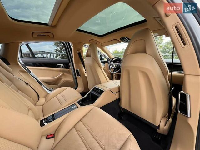 Сірий Порше Panamera, об'ємом двигуна 2.9 л та пробігом 52 тис. км за 83500 $, фото 52 на Automoto.ua