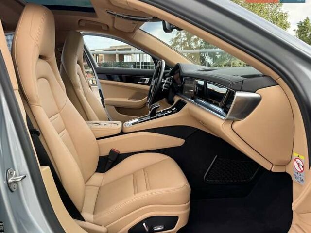 Сірий Порше Panamera, об'ємом двигуна 2.9 л та пробігом 52 тис. км за 83500 $, фото 56 на Automoto.ua