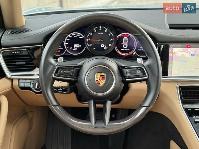 Сірий Порше Panamera, об'ємом двигуна 2.9 л та пробігом 52 тис. км за 83500 $, фото 35 на Automoto.ua