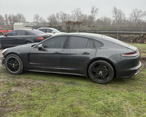 Сірий Порше Panamera, об'ємом двигуна 2.9 л та пробігом 65 тис. км за 60000 $, фото 4 на Automoto.ua