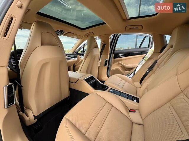 Сірий Порше Panamera, об'ємом двигуна 2.9 л та пробігом 52 тис. км за 83500 $, фото 45 на Automoto.ua
