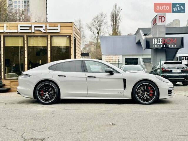 Серый Порше Панамера, объемом двигателя 4 л и пробегом 9 тыс. км за 154999 $, фото 7 на Automoto.ua