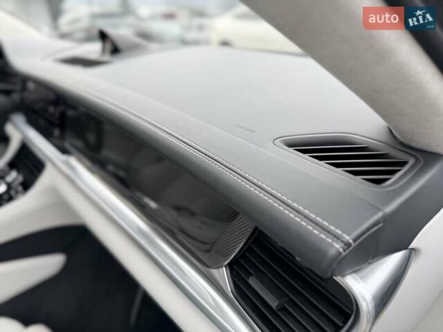 Серый Порше Панамера, объемом двигателя 4 л и пробегом 9 тыс. км за 154999 $, фото 46 на Automoto.ua