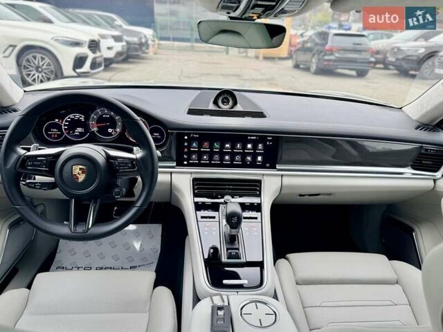 Серый Порше Панамера, объемом двигателя 4 л и пробегом 9 тыс. км за 154999 $, фото 30 на Automoto.ua