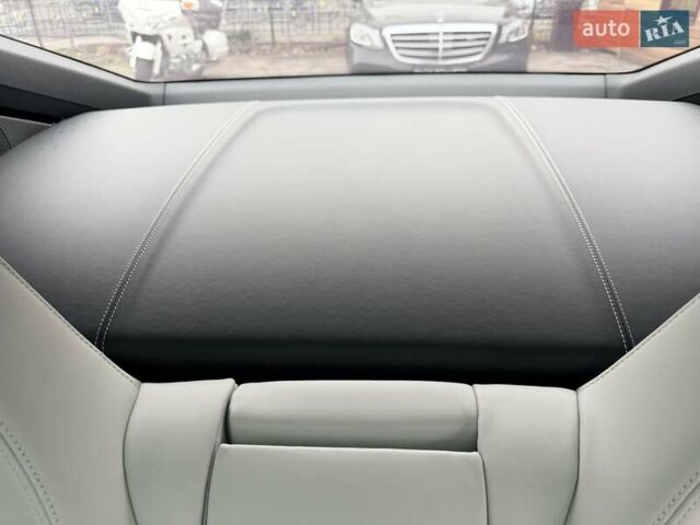 Серый Порше Панамера, объемом двигателя 4 л и пробегом 9 тыс. км за 154999 $, фото 40 на Automoto.ua