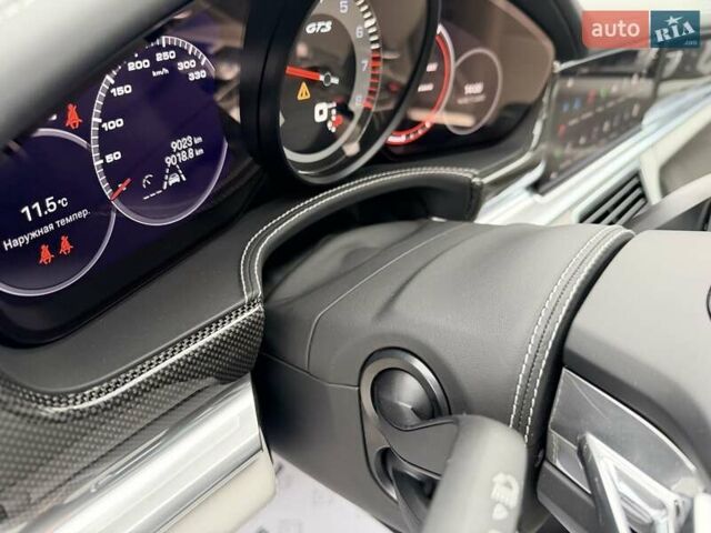 Серый Порше Панамера, объемом двигателя 4 л и пробегом 9 тыс. км за 154999 $, фото 24 на Automoto.ua