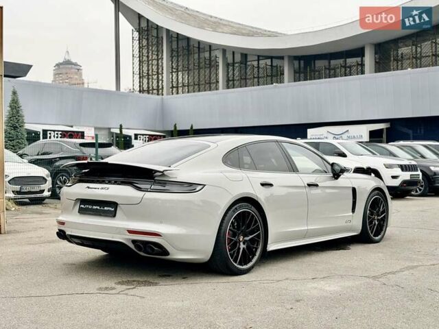 Серый Порше Панамера, объемом двигателя 4 л и пробегом 9 тыс. км за 154999 $, фото 58 на Automoto.ua