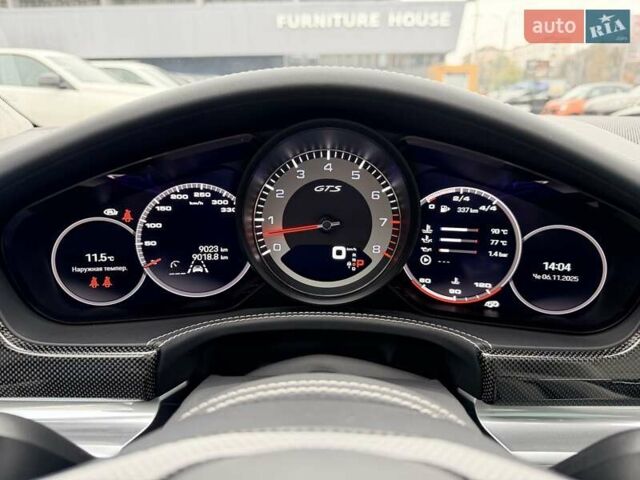 Серый Порше Панамера, объемом двигателя 4 л и пробегом 9 тыс. км за 154999 $, фото 57 на Automoto.ua