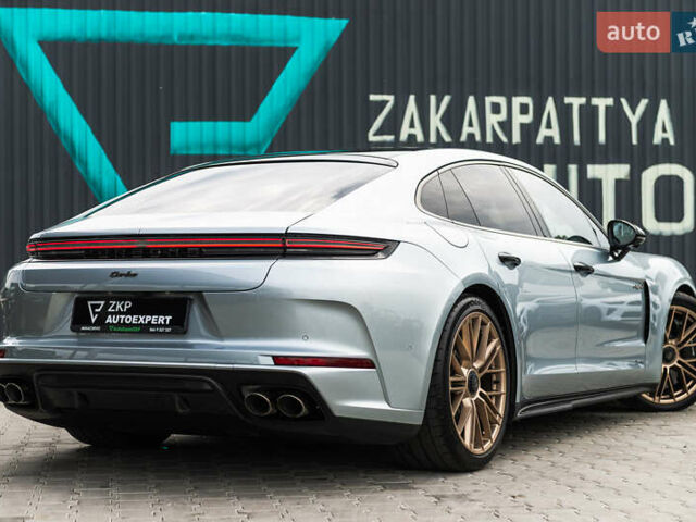 Серый Порше Панамера, объемом двигателя 4 л и пробегом 4 тыс. км за 325000 $, фото 18 на Automoto.ua