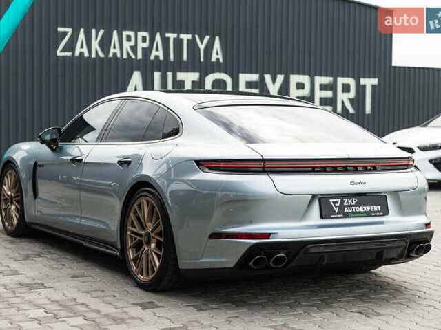 Серый Порше Панамера, объемом двигателя 4 л и пробегом 4 тыс. км за 319000 $, фото 17 на Automoto.ua