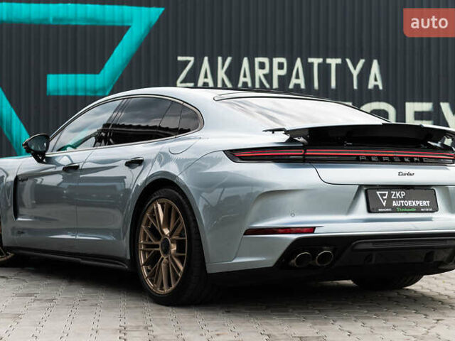 Серый Порше Панамера, объемом двигателя 4 л и пробегом 4 тыс. км за 325000 $, фото 9 на Automoto.ua