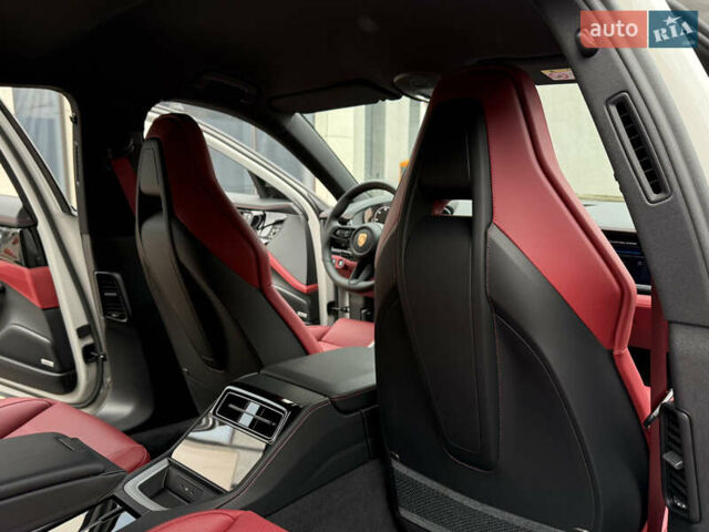 Серый Порше Панамера, объемом двигателя 2.89 л и пробегом 1 тыс. км за 185000 $, фото 52 на Automoto.ua