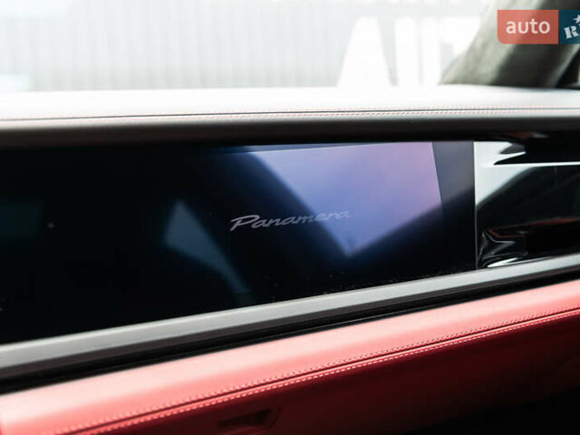 Серый Порше Панамера, объемом двигателя 4 л и пробегом 4 тыс. км за 325000 $, фото 31 на Automoto.ua