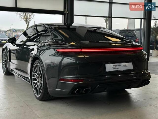 Серый Порше Панамера, объемом двигателя 4 л и пробегом 21 тыс. км за 295000 $, фото 6 на Automoto.ua