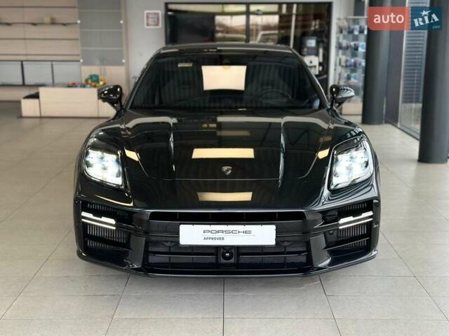Серый Порше Панамера, объемом двигателя 4 л и пробегом 21 тыс. км за 295000 $, фото 3 на Automoto.ua