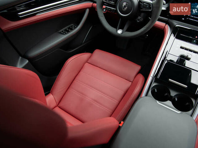 Серый Порше Панамера, объемом двигателя 4 л и пробегом 4 тыс. км за 325000 $, фото 51 на Automoto.ua