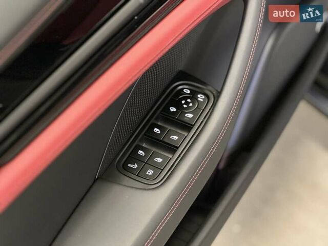 Сірий Порше Panamera, об'ємом двигуна 2.89 л та пробігом 7 тис. км за 177366 $, фото 37 на Automoto.ua