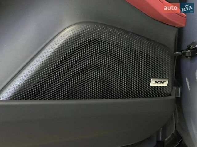 Сірий Порше Panamera, об'ємом двигуна 2.89 л та пробігом 7 тис. км за 177366 $, фото 39 на Automoto.ua