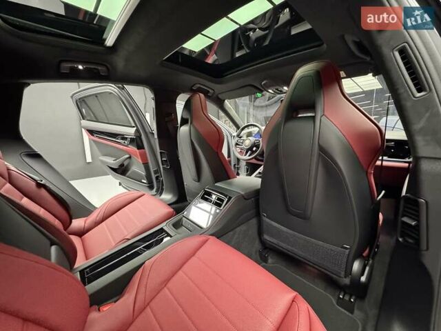 Сірий Порше Panamera, об'ємом двигуна 4 л та пробігом 1 тис. км за 235900 $, фото 52 на Automoto.ua