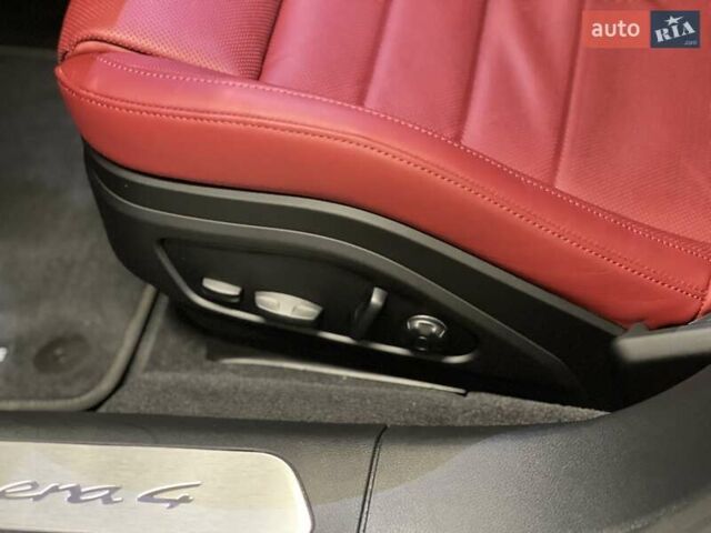 Сірий Порше Panamera, об'ємом двигуна 2.89 л та пробігом 7 тис. км за 177366 $, фото 38 на Automoto.ua