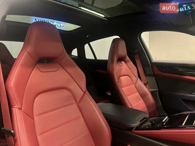 Сірий Порше Panamera, об'ємом двигуна 2.89 л та пробігом 7 тис. км за 177366 $, фото 45 на Automoto.ua