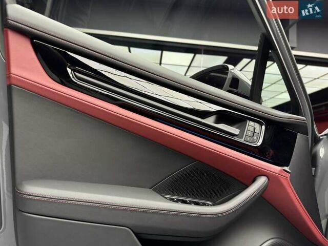 Сірий Порше Panamera, об'ємом двигуна 4 л та пробігом 1 тис. км за 235900 $, фото 25 на Automoto.ua