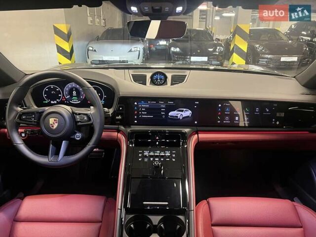 Сірий Порше Panamera, об'ємом двигуна 2.89 л та пробігом 7 тис. км за 177366 $, фото 30 на Automoto.ua