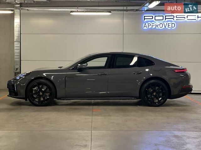 Сірий Порше Panamera, об'ємом двигуна 2.89 л та пробігом 7 тис. км за 177366 $, фото 6 на Automoto.ua