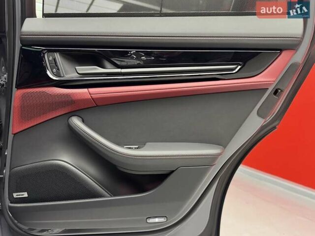 Сірий Порше Panamera, об'ємом двигуна 4 л та пробігом 1 тис. км за 235900 $, фото 47 на Automoto.ua