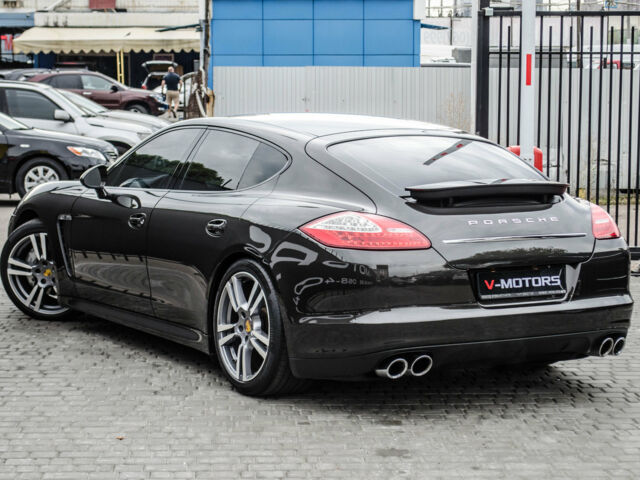 Сірий Порше Panamera, об'ємом двигуна 4.8 л та пробігом 90 тис. км за 39999 $, фото 55 на Automoto.ua