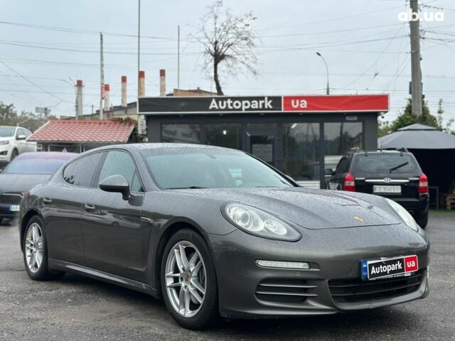 Порше Панамера 2013 в Виннице на Automoto.ua Серый Порше Панамера, объемом двигателя 3.6 л и пробегом 225 тыс. км за 29690 $, фото 4 на Automoto.ua