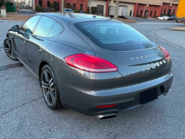 Серый Порше Панамера, объемом двигателя 3.6 л и пробегом 77 тыс. км за 8500 $, фото 3 на Automoto.ua