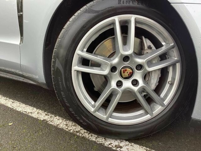 Серый Порше Панамера, объемом двигателя 2.9 л и пробегом 28 тыс. км за 17400 $, фото 11 на Automoto.ua