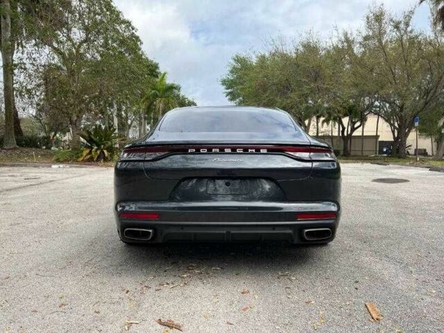 Сірий Порше Panamera, об'ємом двигуна 2.9 л та пробігом 32 тис. км за 33200 $, фото 3 на Automoto.ua