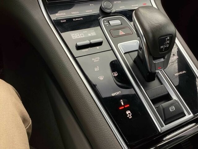 Серый Порше Панамера, объемом двигателя 2.9 л и пробегом 28 тыс. км за 17400 $, фото 7 на Automoto.ua