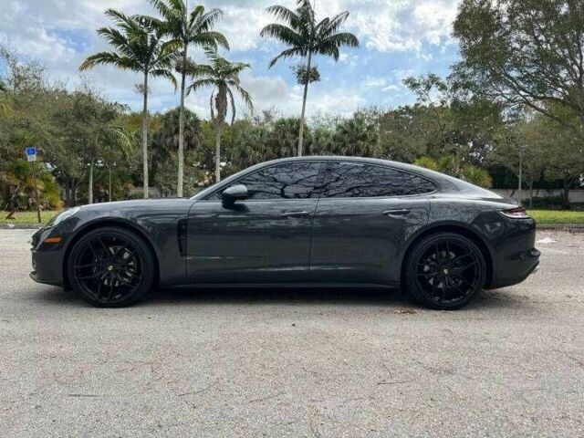 Сірий Порше Panamera, об'ємом двигуна 2.9 л та пробігом 32 тис. км за 33200 $, фото 1 на Automoto.ua