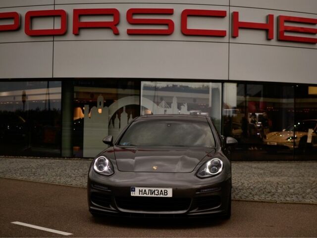 Сірий Порше Panamera, об'ємом двигуна 3.6 л та пробігом 112 тис. км за 27500 $, фото 14 на Automoto.ua