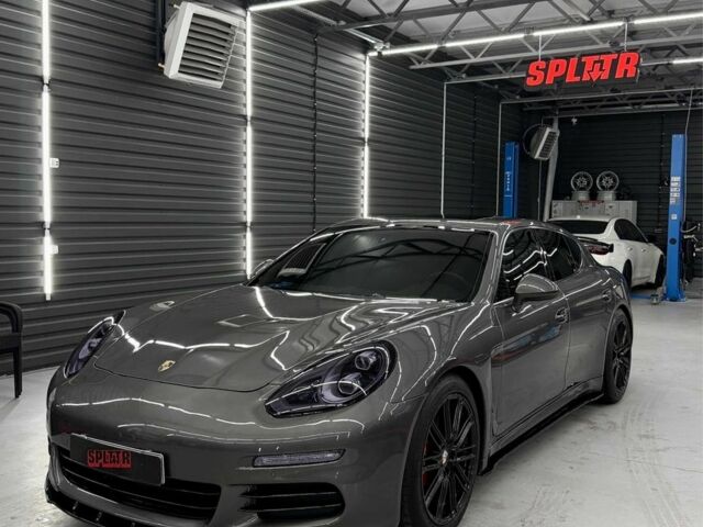 Сірий Порше Panamera, об'ємом двигуна 3.6 л та пробігом 112 тис. км за 27500 $, фото 2 на Automoto.ua