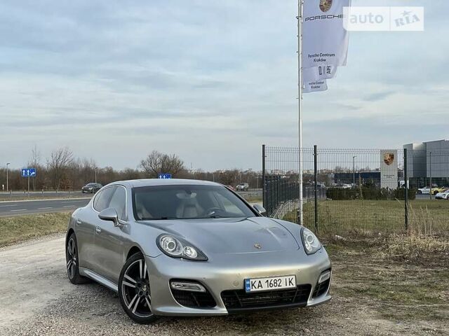 Сірий Порше Panamera, об'ємом двигуна 4.8 л та пробігом 143 тис. км за 27500 $, фото 3 на Automoto.ua