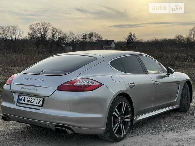 Сірий Порше Panamera, об'ємом двигуна 4.8 л та пробігом 143 тис. км за 27500 $, фото 13 на Automoto.ua