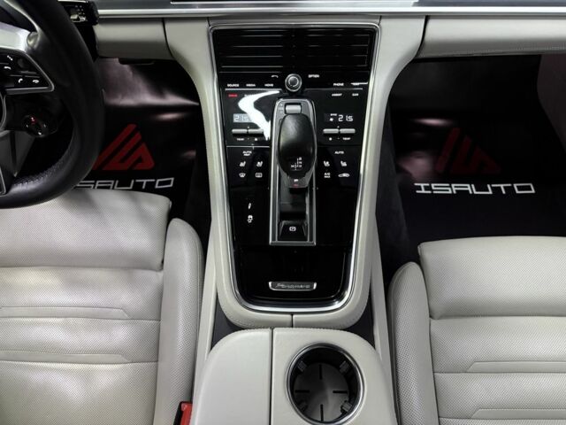 Серый Порше Панамера, объемом двигателя 2.9 л и пробегом 136 тыс. км за 51500 $, фото 22 на Automoto.ua