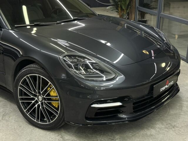 Серый Порше Панамера, объемом двигателя 2.9 л и пробегом 136 тыс. км за 51500 $, фото 1 на Automoto.ua