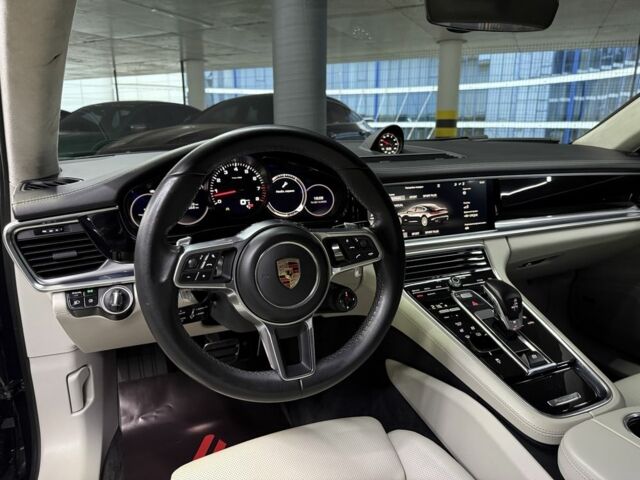 Серый Порше Панамера, объемом двигателя 2.9 л и пробегом 136 тыс. км за 51500 $, фото 19 на Automoto.ua