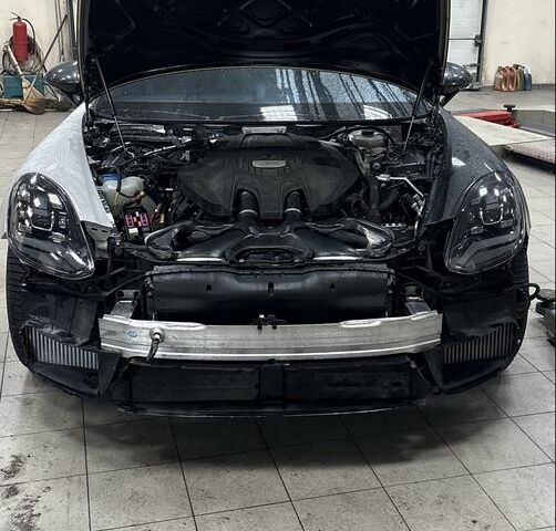 Серый Порше Панамера, объемом двигателя 2.9 л и пробегом 60 тыс. км за 60000 $, фото 4 на Automoto.ua